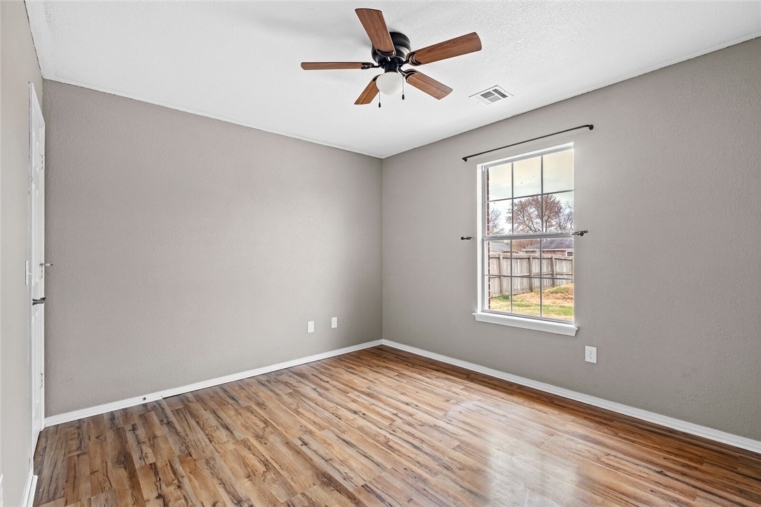 Centerpoint Sub Ph Ii Centerton - Residential Lease