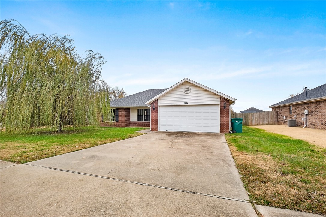 Centerpoint Sub Ph Ii Centerton - Residential Lease