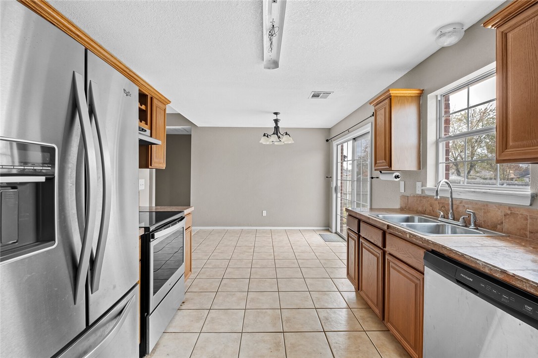 Centerpoint Sub Ph Ii Centerton - Residential Lease