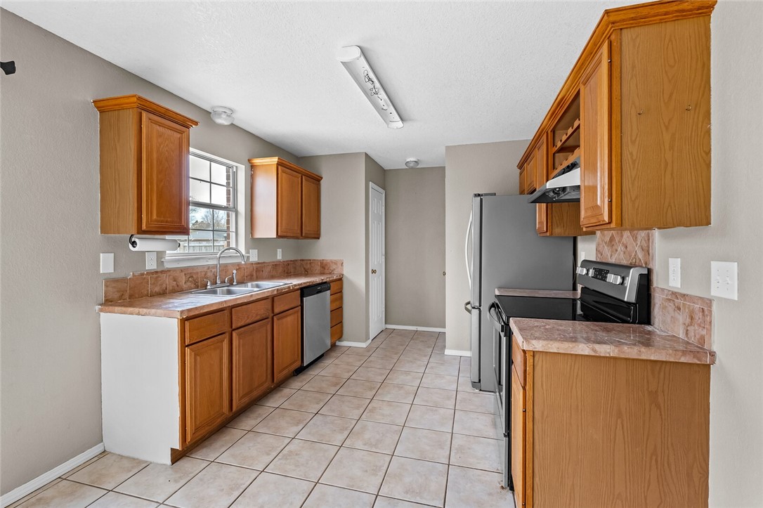 Centerpoint Sub Ph Ii Centerton - Residential Lease