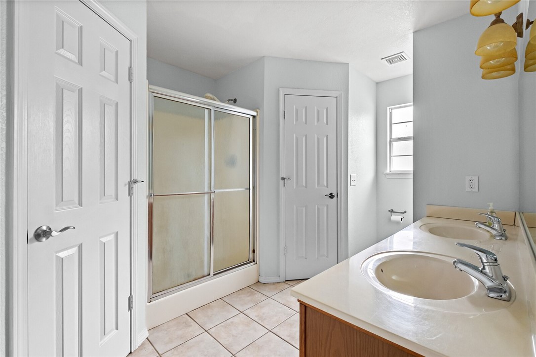 Centerpoint Sub Ph Ii Centerton - Residential Lease