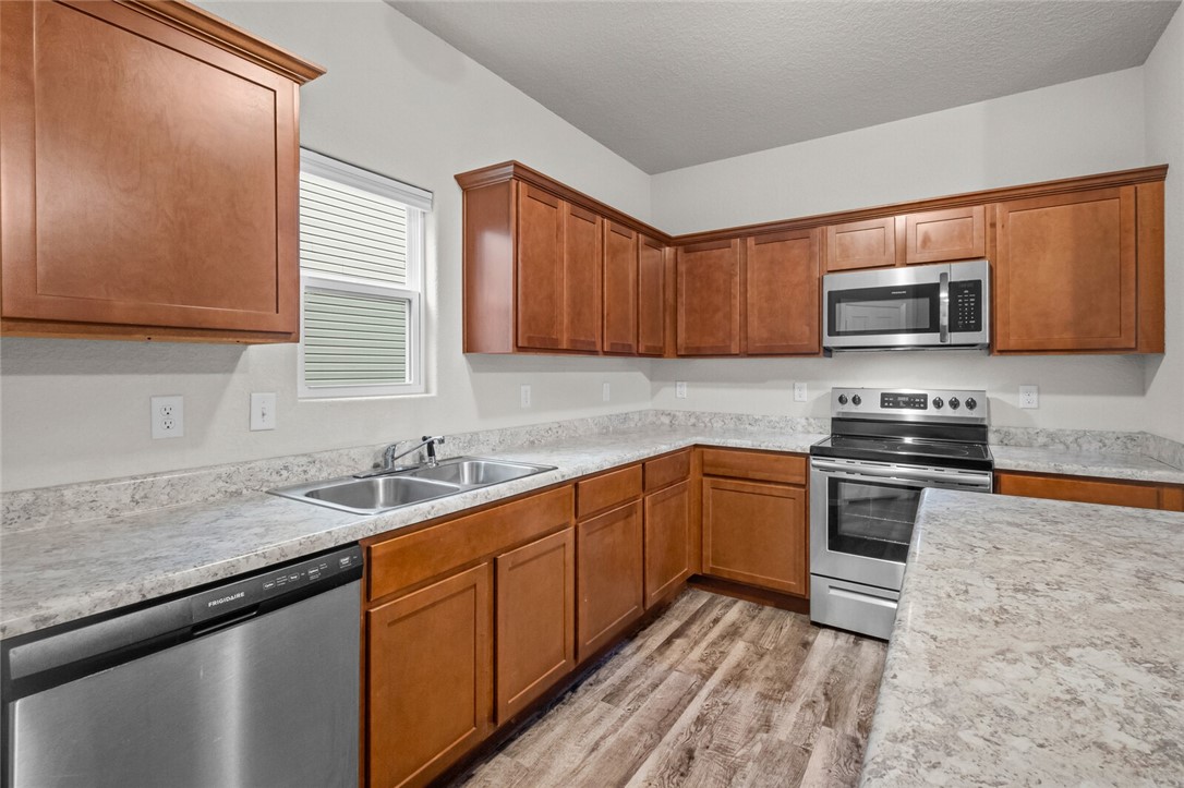 Coves Ph Iii - Residential Lease