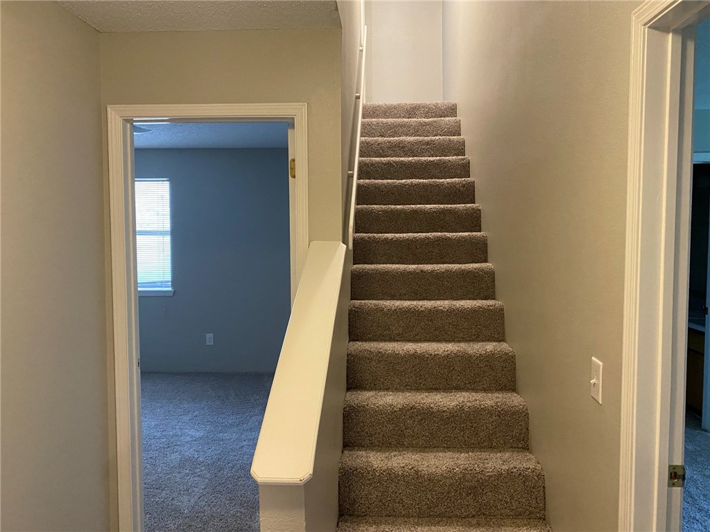 Oak Hill Iii Ph 1-Rogers - Residential Lease