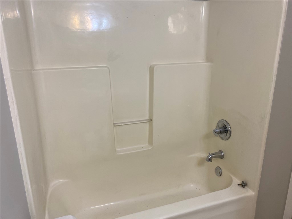 Oak Hill Iii Ph 1-Rogers - Residential Lease