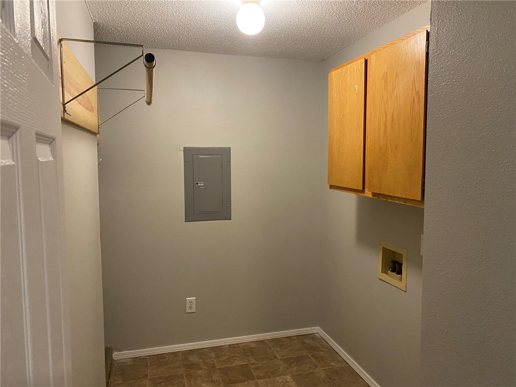 Oak Hill Iii Ph 1-Rogers - Residential Lease
