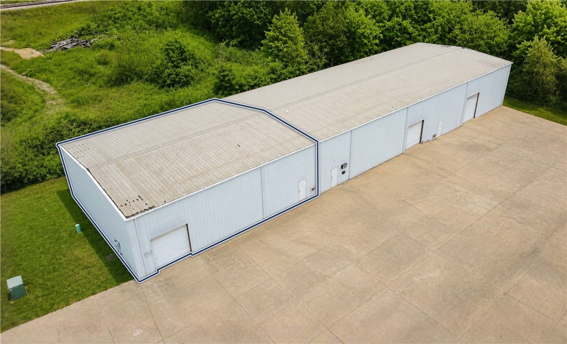Available: 3,000 sf.

Rental rate: $12.00 psf, NNN.

Grade level doors: 1 (10' x 10').

Min wall height: 16'.

Peak height: 20'.

Parking: 3 spaces.
Power capacity: Single-phase.
Executive summary.
Position your business in one of Fayetteville's most accessible industrial locations with this 3,000 sf flex space just minutes from I-49. Ideal for contractors, light industrial users, warehousing, or distribution, the property features a 10' x 10' grade-level overhead door, 16' sidewalls with a 20' peak height, and separately metered utilities. Offered at $12.00 psf, NNN, this functional space provides an efficient layout for businesses seeking convenient access and affordable occupancy.