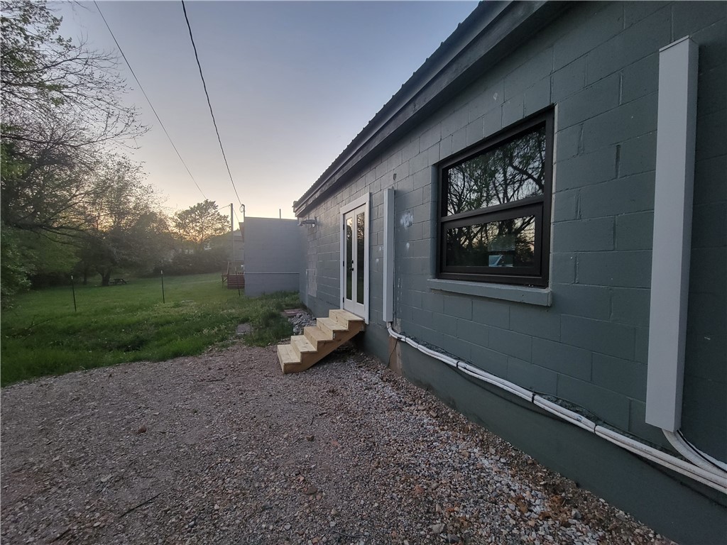 Aumicks Add - Commercial Lease