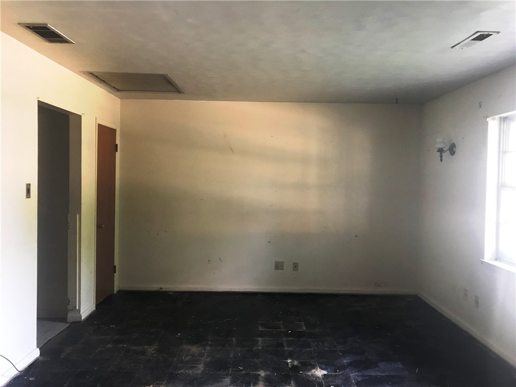 Elmdale Terrace Blocks E-J - Residential