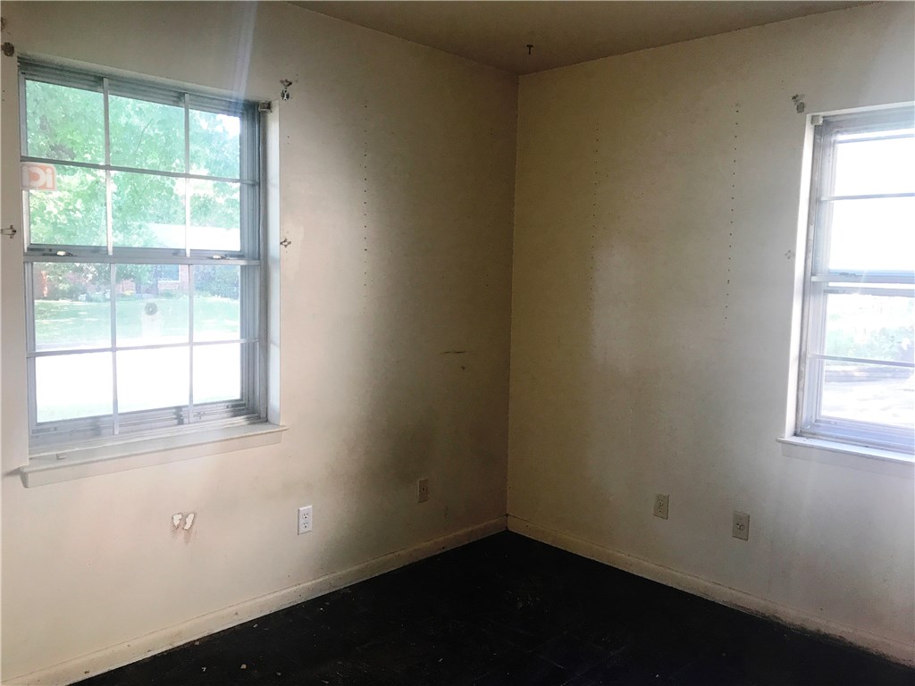 Elmdale Terrace Blocks E-J - Residential