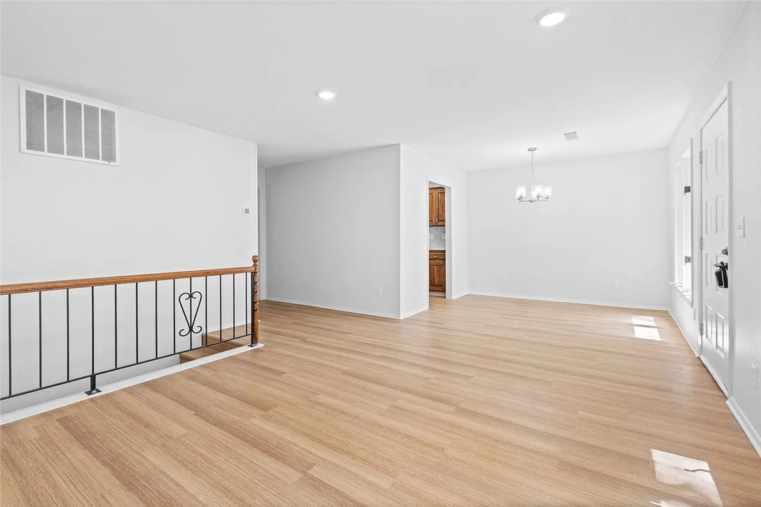 Townhouse Tct 3 A/K/A Drake Court Bvv - Residential