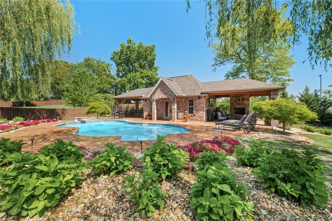 Manors - Residential