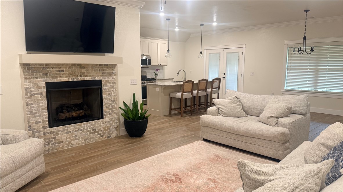 HICKORY MEADOWS S/D PH 1 - Residential