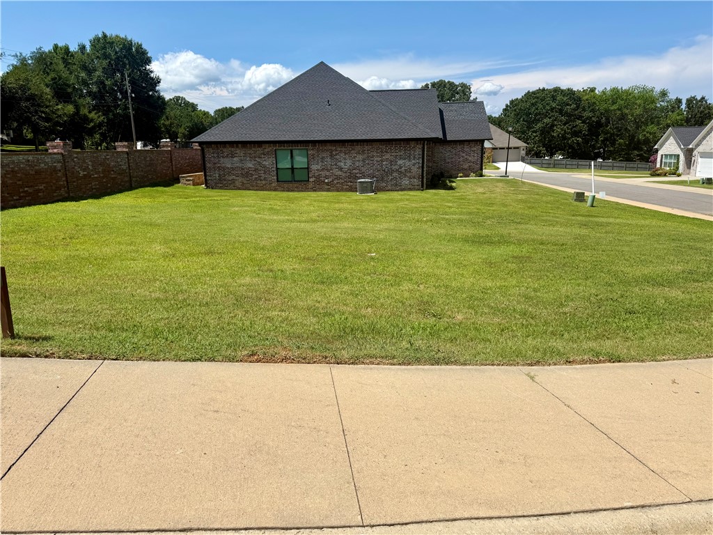 Beautiful lot close to Lake Dardanelle State Park in the charming Hudson Harbor Subdivision. Part of a planned urban development, approved plans are available for each lot and utilities are on site. Please see attached deed restrictions, plat, and house plans.