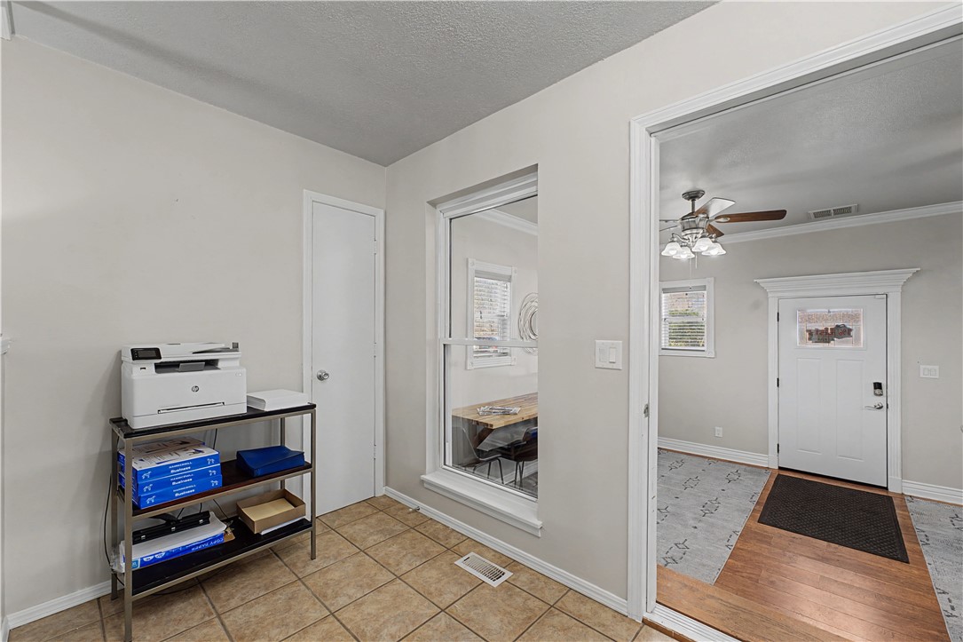 33-20-30-BENTONVILLE - Residential