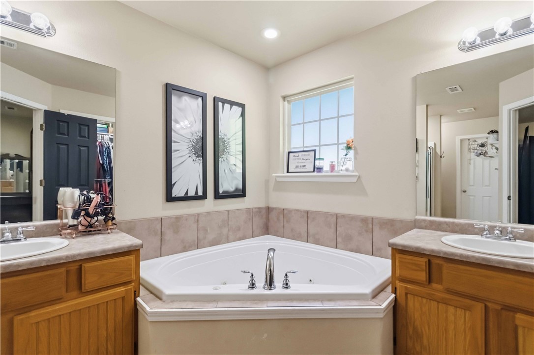 MAPLE GLENN SUB-PEA RIDGE - Residential
