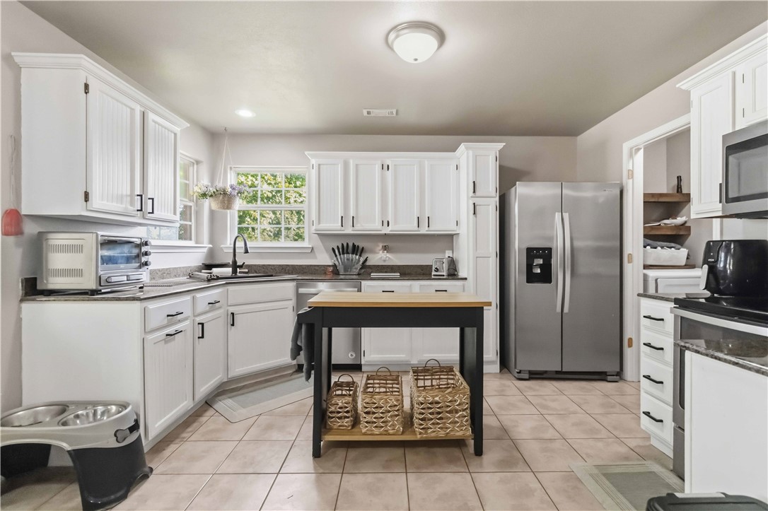 MAPLE GLENN SUB-PEA RIDGE - Residential