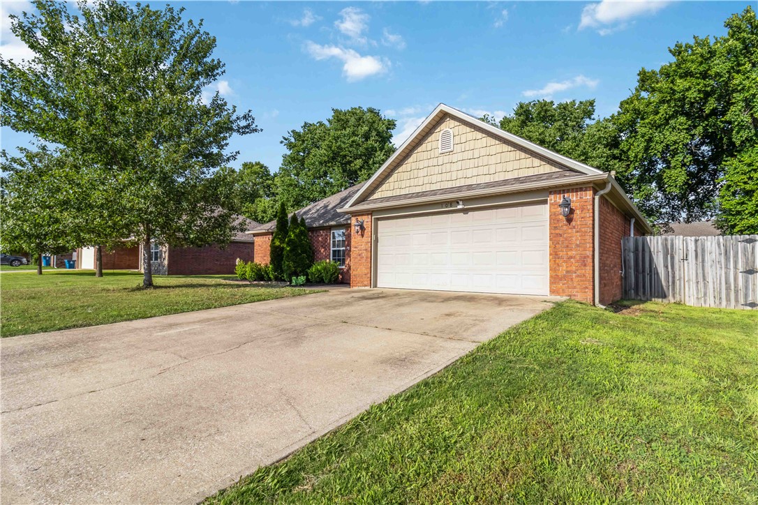 MAPLE GLENN SUB-PEA RIDGE - Residential