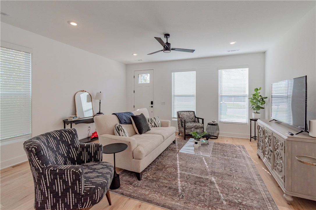 17-16-30 Fayetteville Outlots - Residential