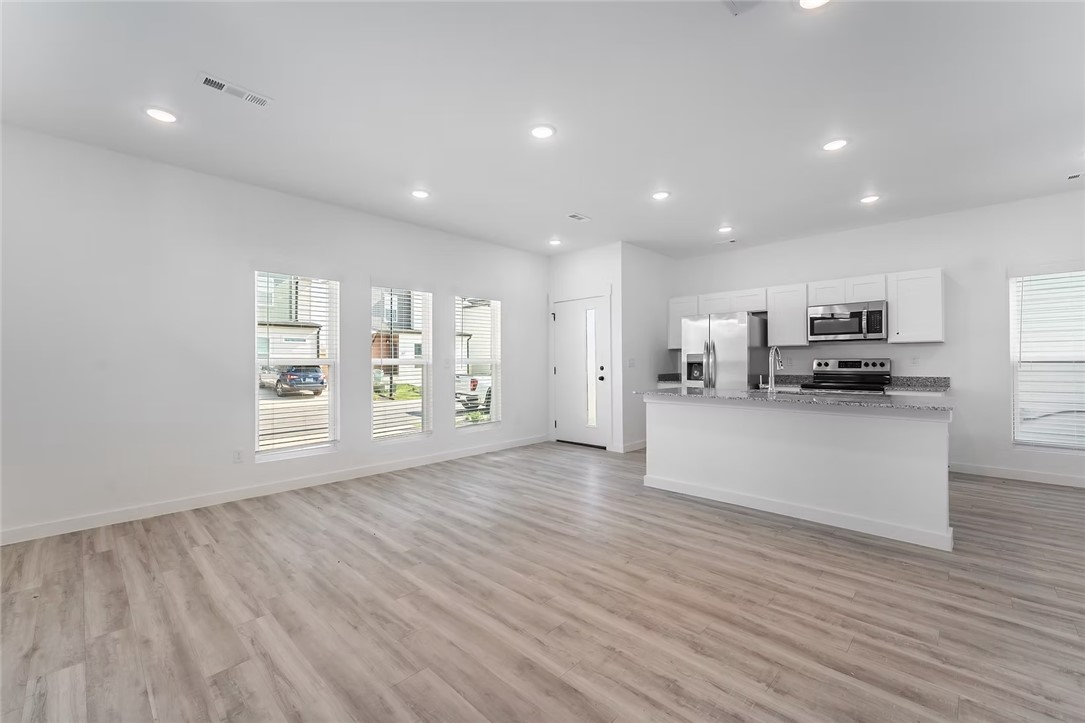 FEATHERSTON WEST SUB PH 1-CENTERTON - Residential