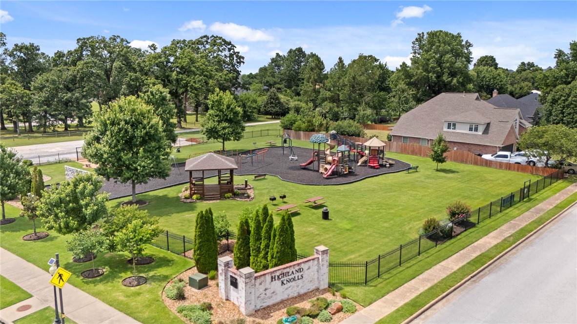 Highland Knolls - Residential