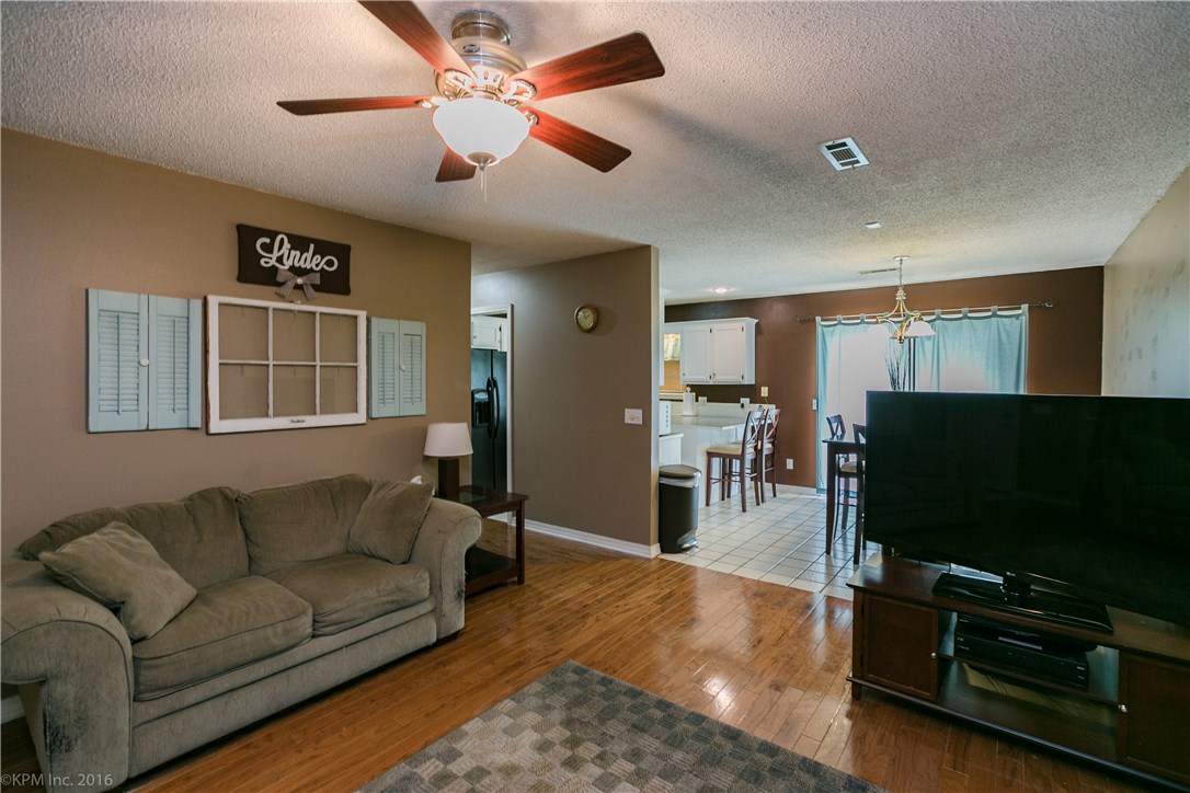 Twin Oaks Sub Ph II - Residential