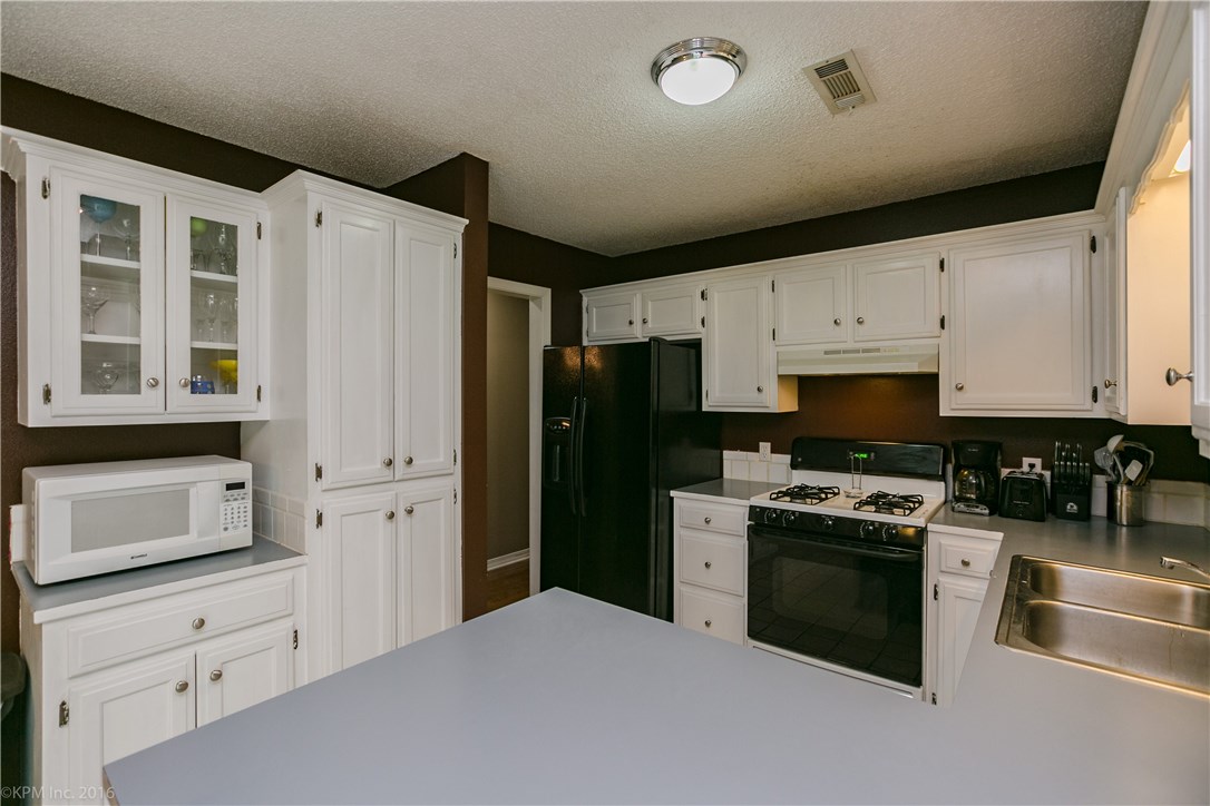Twin Oaks Sub Ph II - Residential
