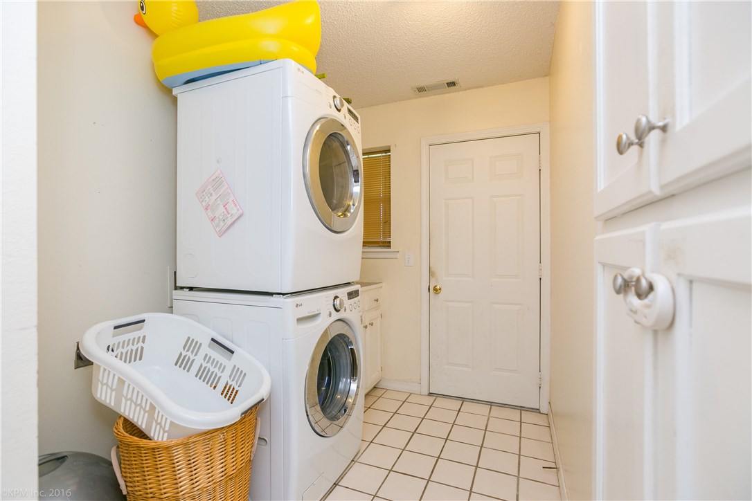 Twin Oaks Sub Ph II - Residential