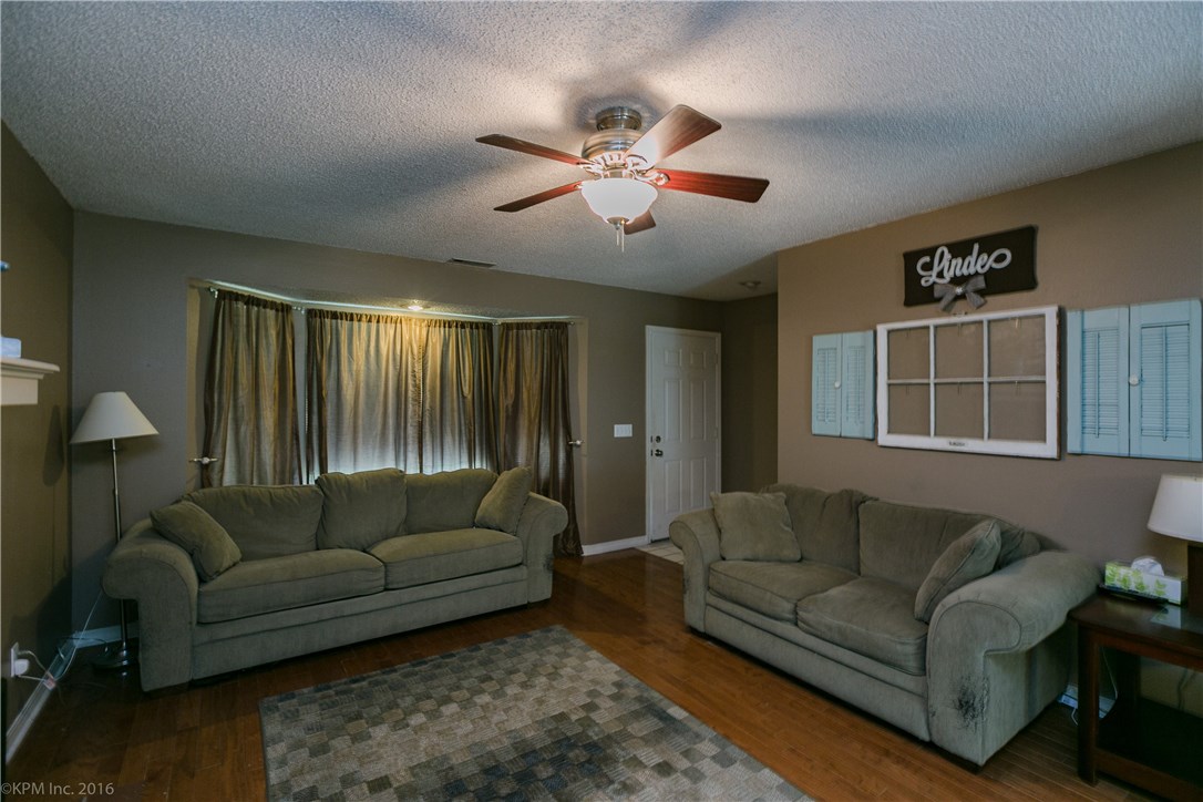Twin Oaks Sub Ph II - Residential