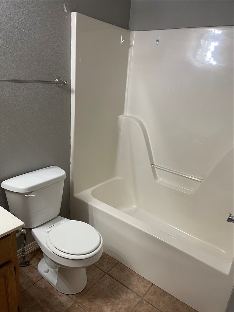 Higgins Sub Lowell - Residential Lease