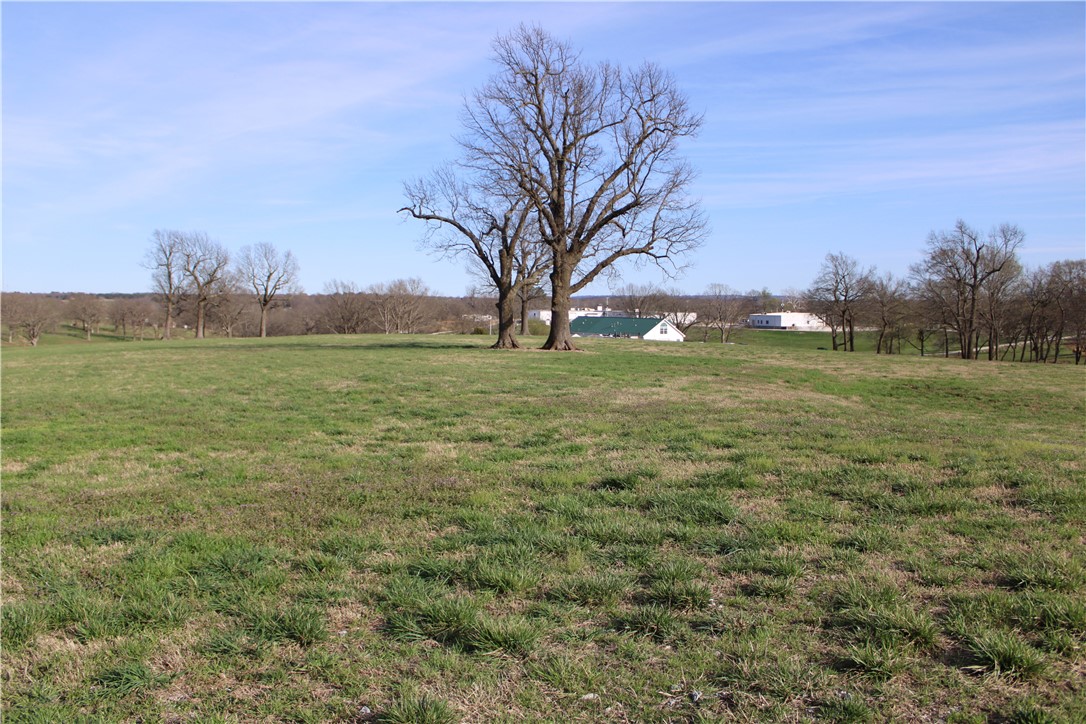 Northern Trace - Land