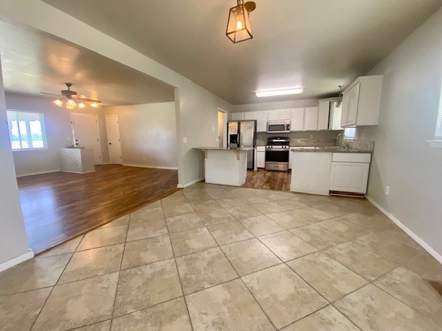University Acres Sub - Residential Lease