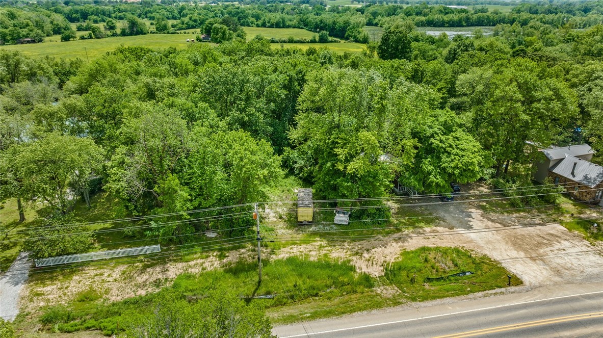 Fayetteville Outlots - Land