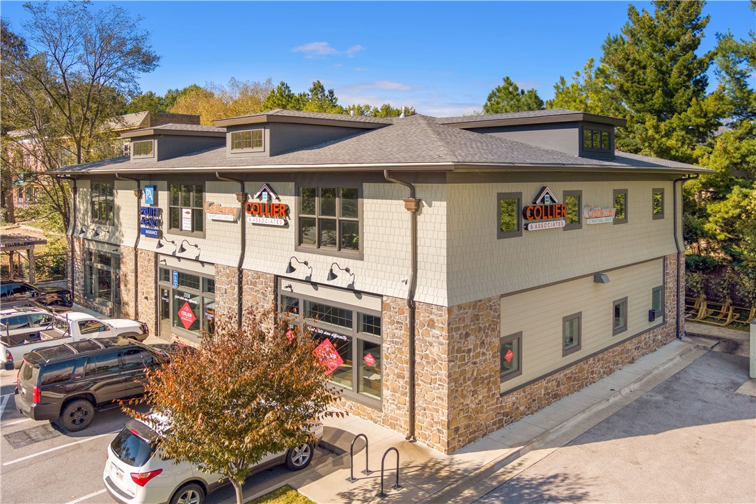 Amazing opportunity for prime commercial space in East Fayetteville!  This office space is an 8300 sqft stand alone building less than 5 years old.  Currently 100% occupied with a 7% cap rate with 6 separate tenants. 

Situated Within a High Growth Market in East Fayettevile this property provides for an Excellent investment opportunity or a great opportunity for your existing business.