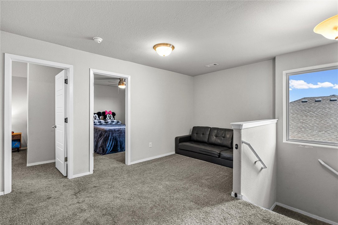 Lakewood Sub Ph Vii Lowell - Residential