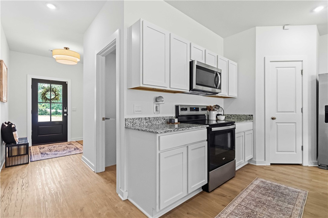 Whispering Oaks Sub Ph 1A Siloam Spgs - Residential