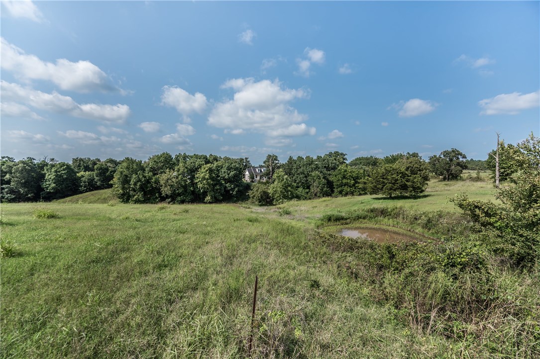 Build your dream home here. Close to: schools, restaurants, new Children's hospital and new Springdale Bypass. Only 20 minutes to Bentonville.
