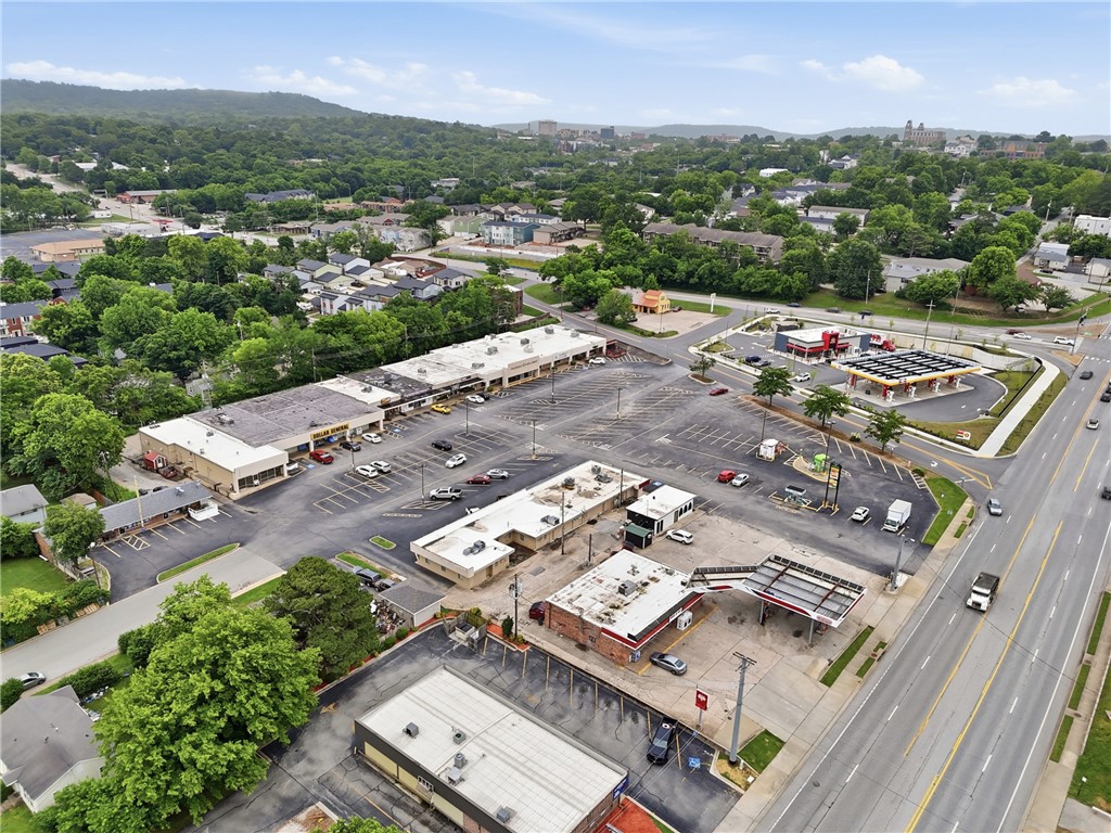 Fayetteville Outlots - Commercial Lease