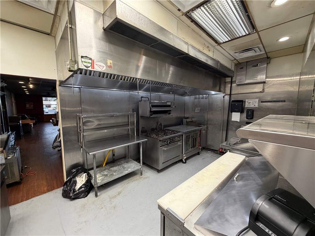 Fayetteville Outlots - Commercial Lease