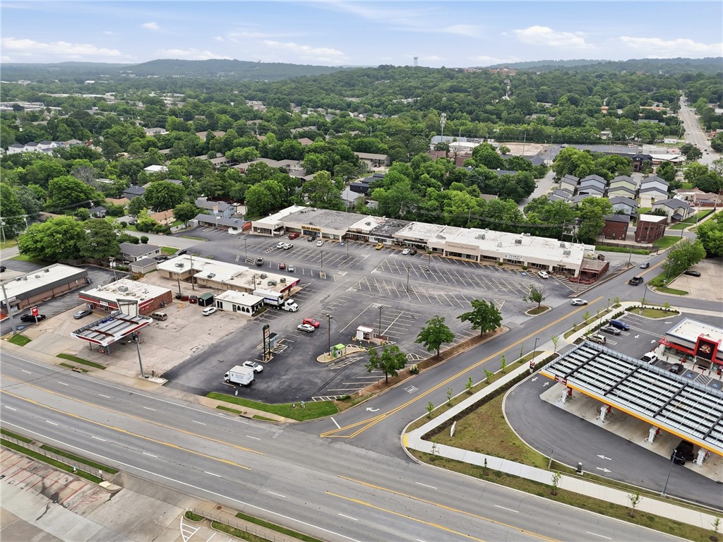 Fayetteville Outlots - Commercial Lease