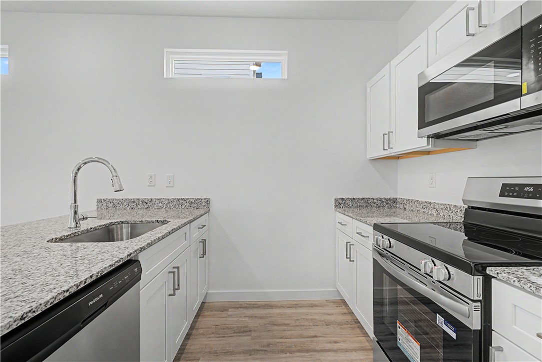 FEATHERSTON WEST SUB PH 1-CENTERTON - Residential