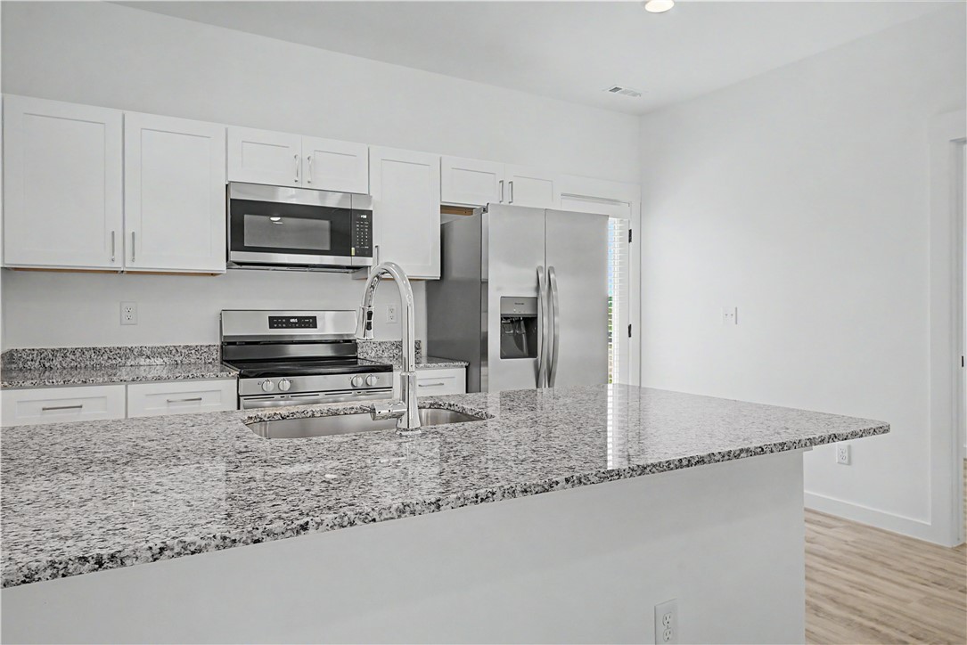 FEATHERSTON WEST SUB PH 1-CENTERTON - Residential