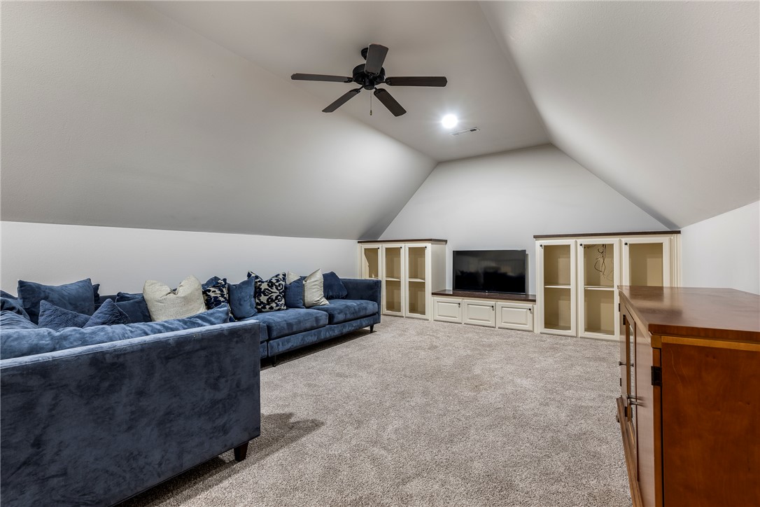 Mission Hills - Residential