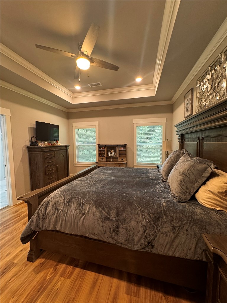 Roxburgh Sub Bvv - Residential Lease