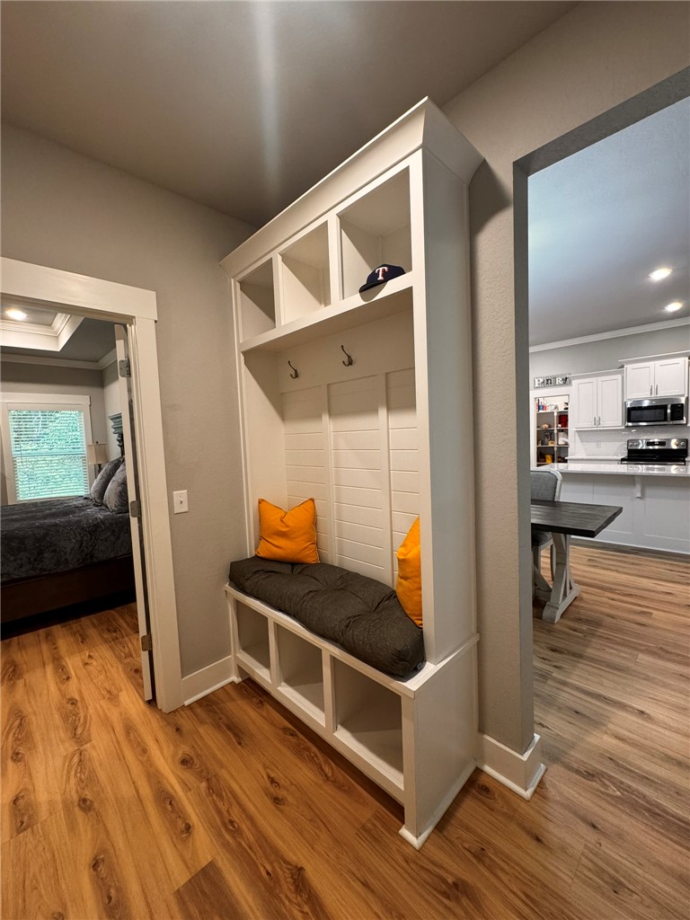 Roxburgh Sub Bvv - Residential Lease