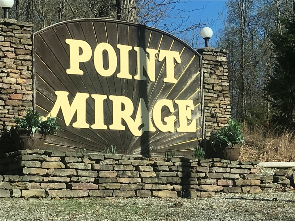 Point Mirage - Land