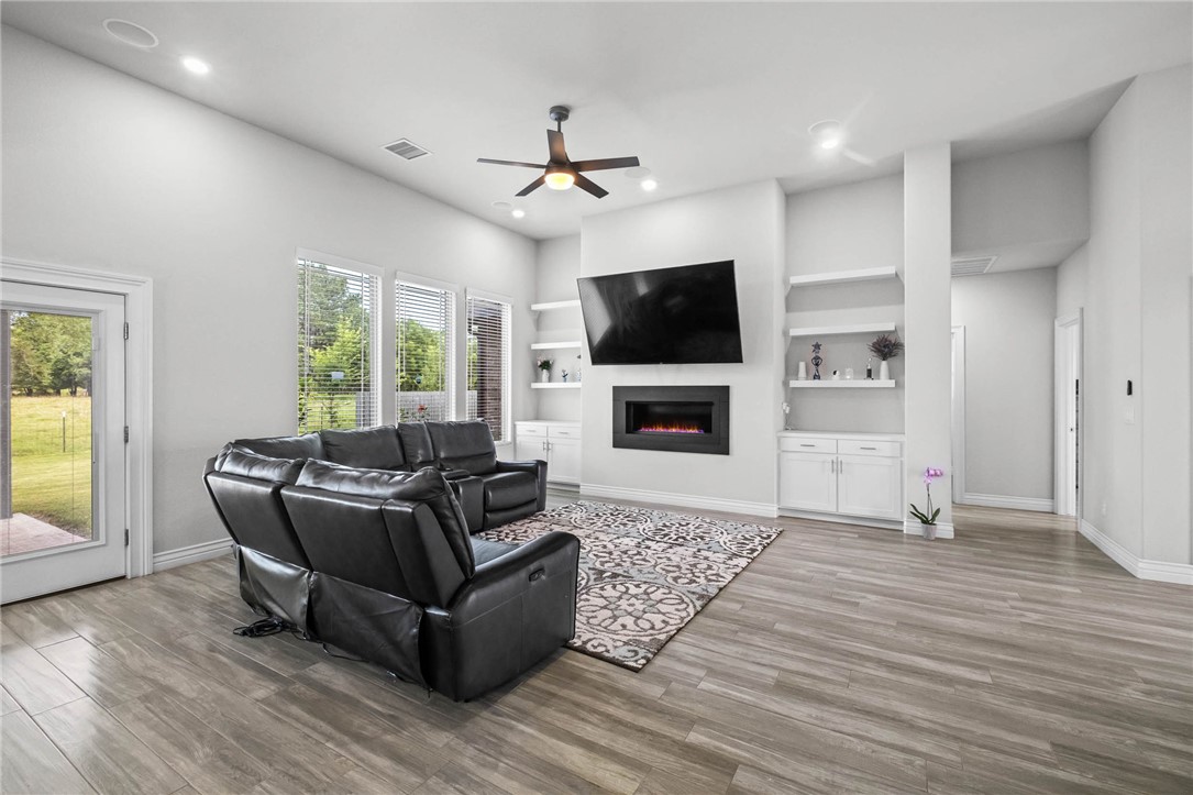 Quail Hollow Ph Iii Centerton - Residential