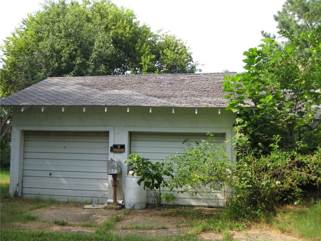Lincoln Outlots - Residential