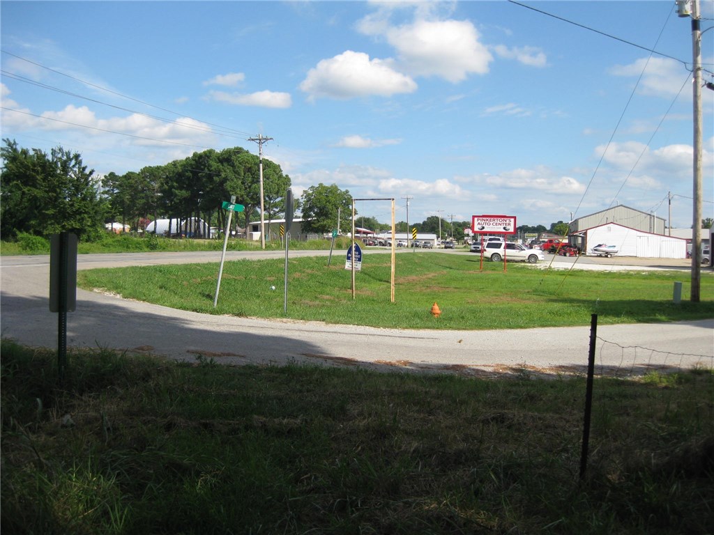 Lincoln Outlots - Residential