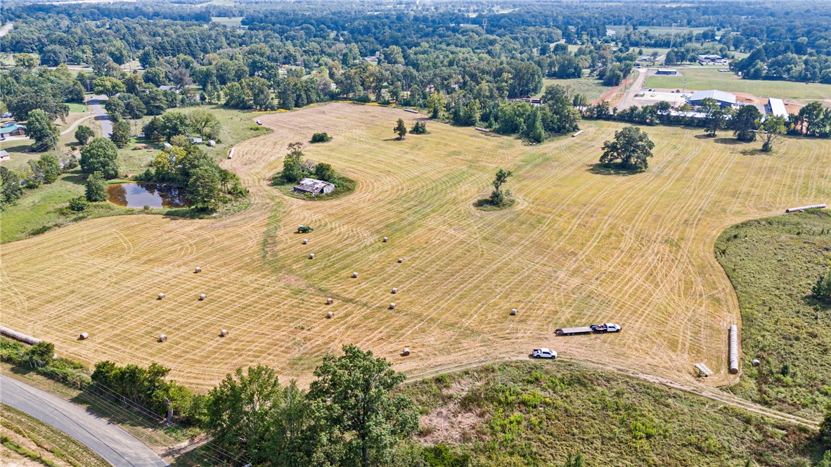 Incredible opportunity just minutes from town! This beautiful property offers a great mix of open hay meadow and wooded acreage, giving you the perfect balance of space and privacy. Whether you’re dreaming of building your forever home, starting a small farm, or creating a weekend retreat, this tract is a blank slate ready for your vision.
Located close to Center Valley Elementary and Center Valley Grocery, the convenience is unmatched while still offering that rural feel. The property also boasts awesome hay production, making it ideal for those wanting a productive farm or extra income potential.
Larger parcels this close to town are becoming harder and harder to find. Don’t miss your chance to own a versatile property with endless potential.
Sellers are also open to dividing into smaller tracts if desired.