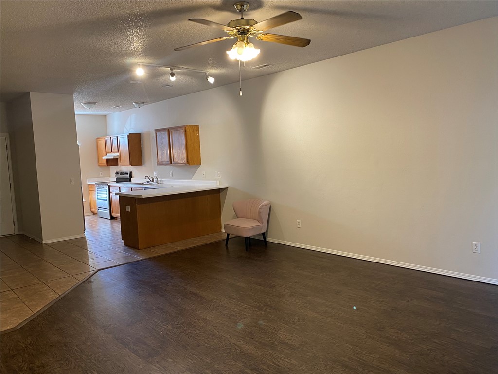 Pine Valley Ph III - Residential Lease